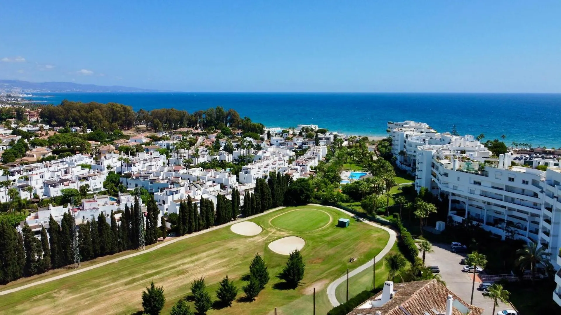 Sea And Mountain Views Penthouse In Guadalmina - Eaw Homes Marbella