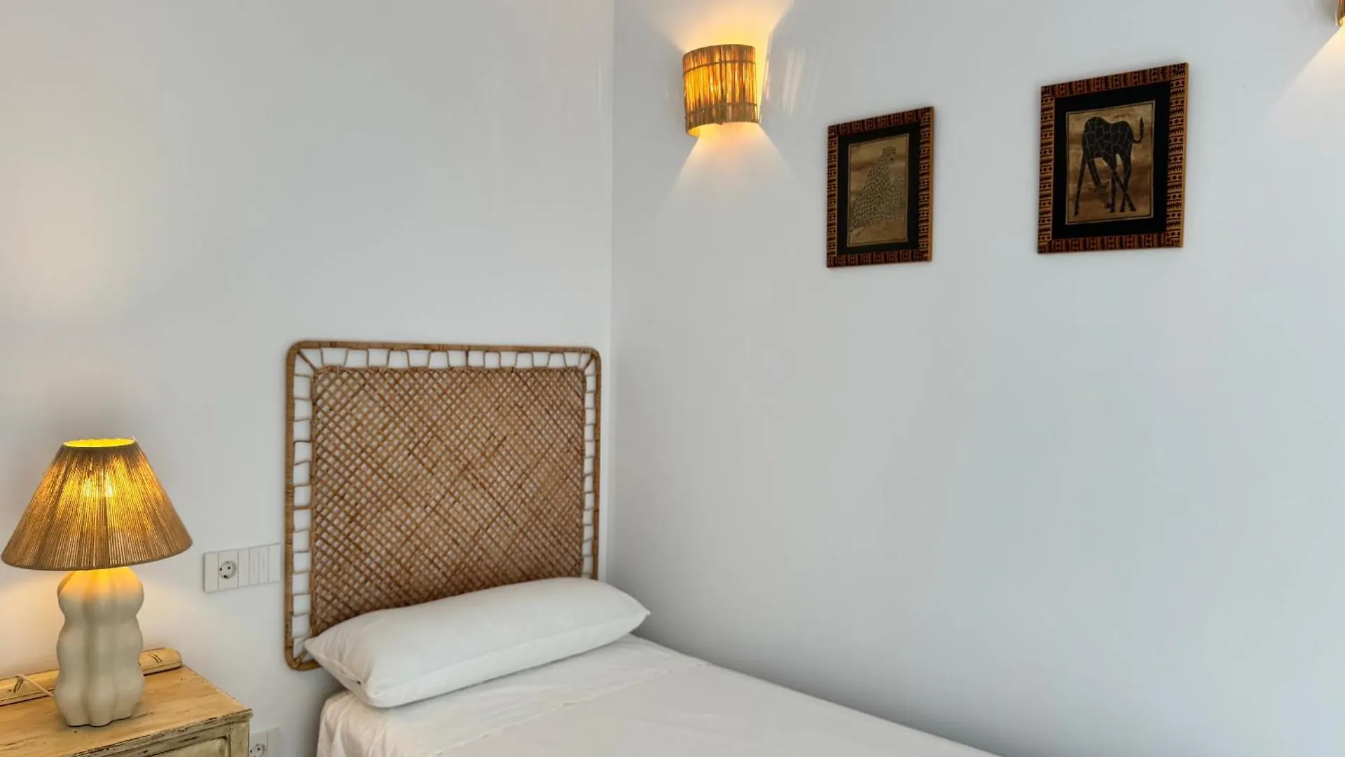 Sea And Mountain Views Penthouse In Guadalmina - Eaw Homes Marbella Spain