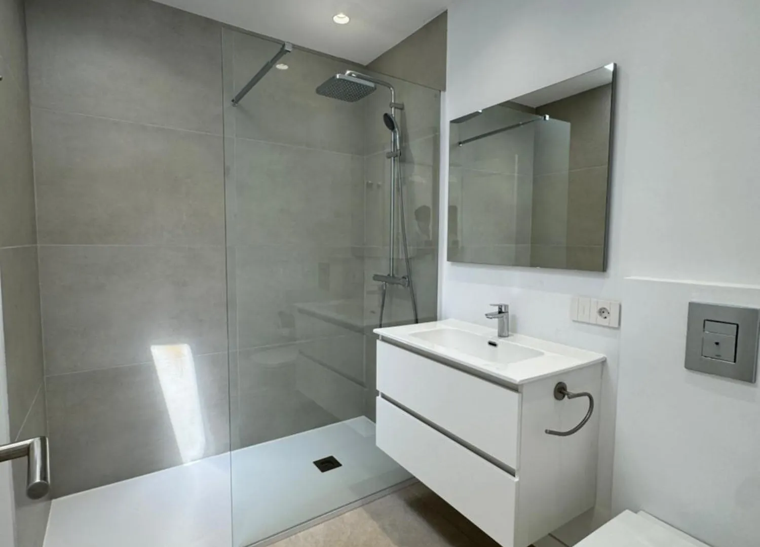 Sea And Mountain Views Penthouse In Guadalmina - Eaw Homes Marbella