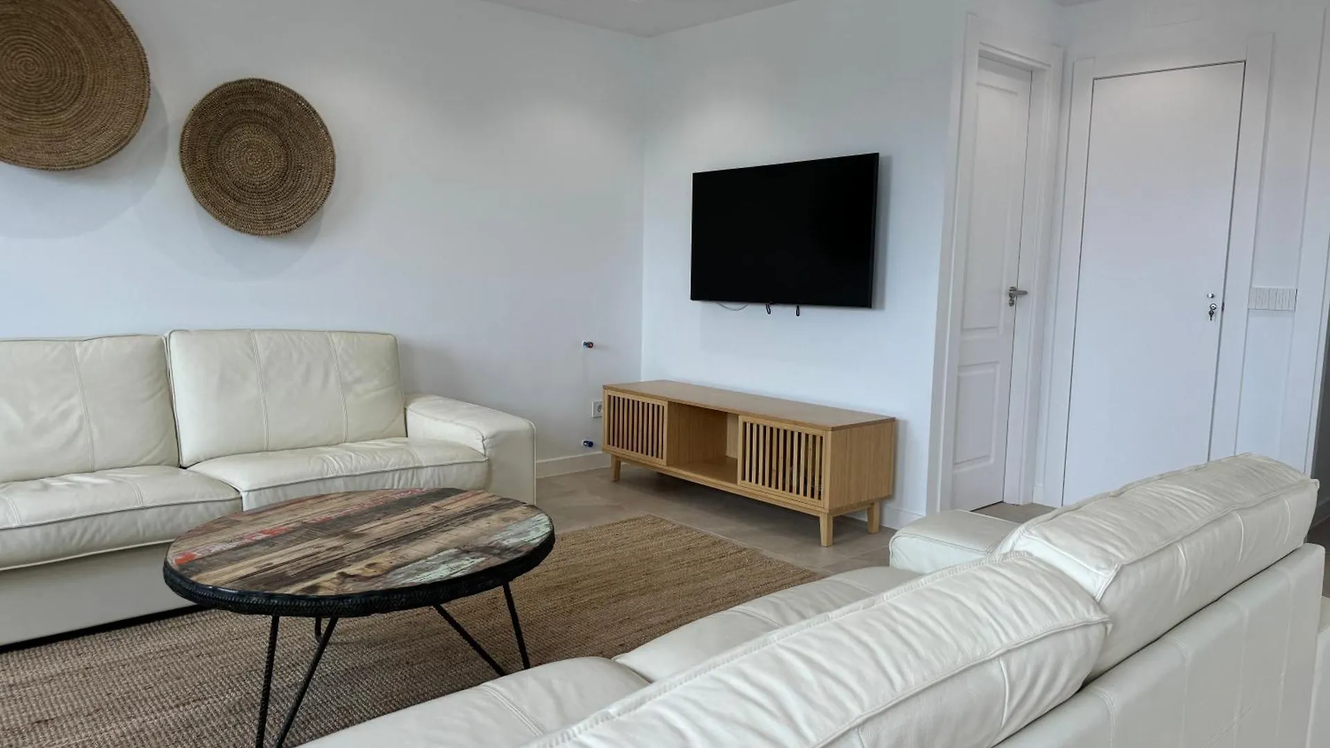 Apartment Sea And Mountain Views Penthouse In Guadalmina - Eaw Homes Marbella